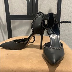 Jessica Simpson heels size 6